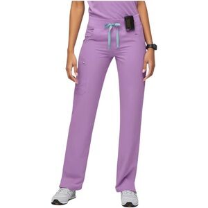 NWOT Kade Cargo Petite Scrub Pants in Lilac Dawn Medium Petite MP